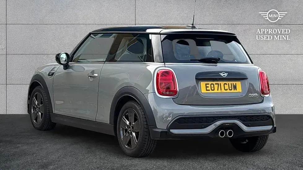 Used Mini Cooper S Classic 176 HP (129 kW) 2021 Grey Hatchback