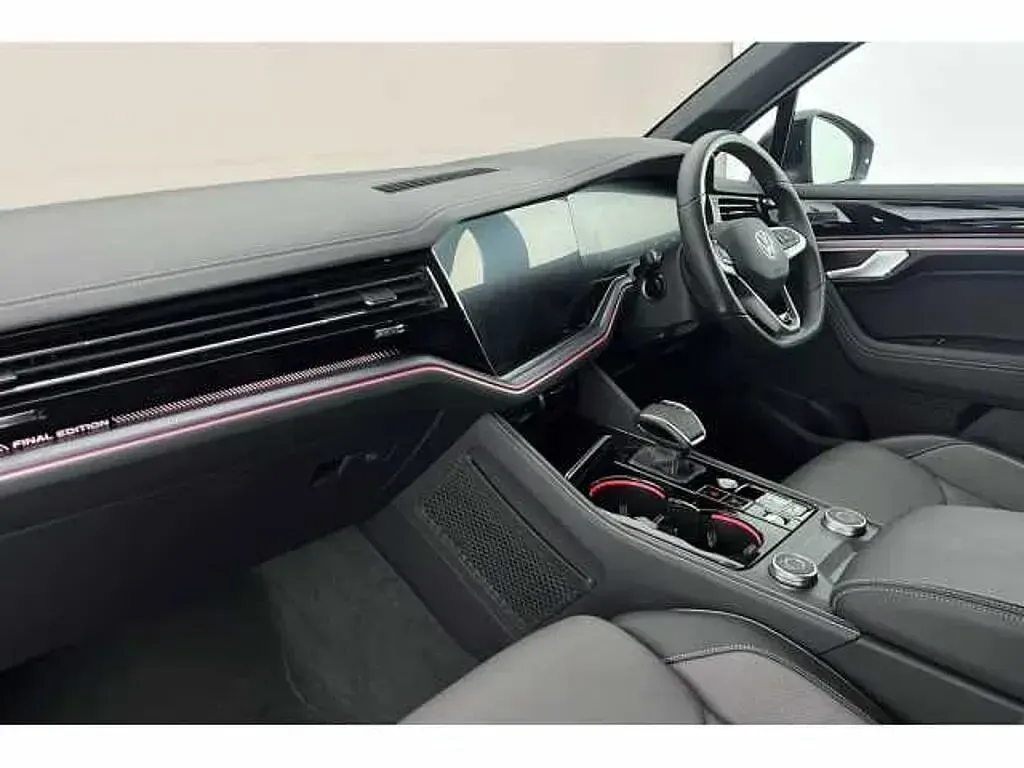 Used VW Touareg 286 HP (210 kW) 2026 SUV