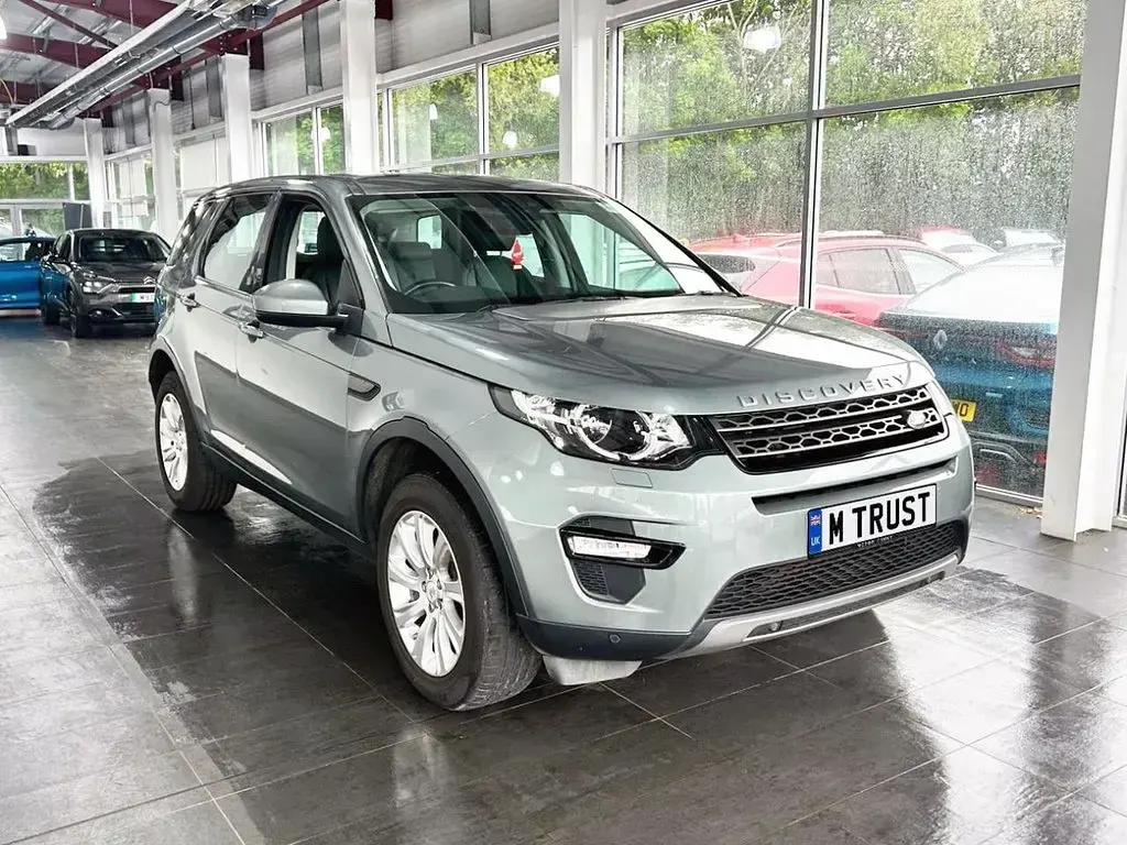 Used Land Rover Discovery 4 SE 2015 Grey SUV