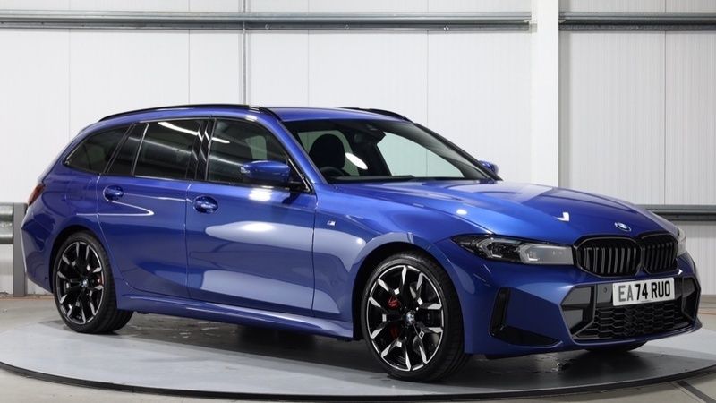 Blue Used 2024 BMW 320 M Sport Estate | £35,000 (Expensive) - Image 1/4