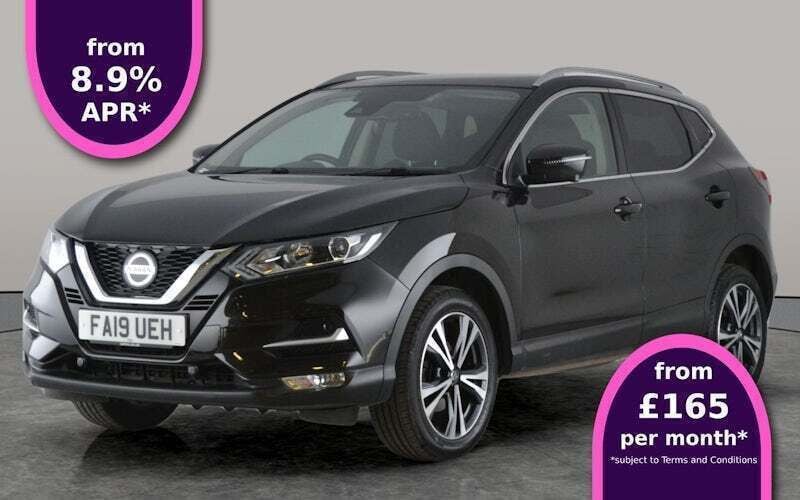 Black Used 2018 Nissan Qashqai N-Connecta SUV | £12,295 (Fair price) - Image 1/3