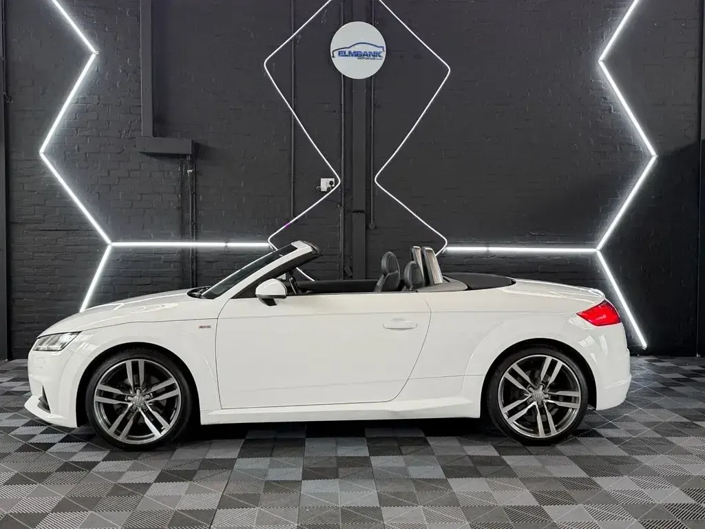 Used Audi TT Roadster S-Line 230 HP (169 kW) 2016 White Cabriolet
