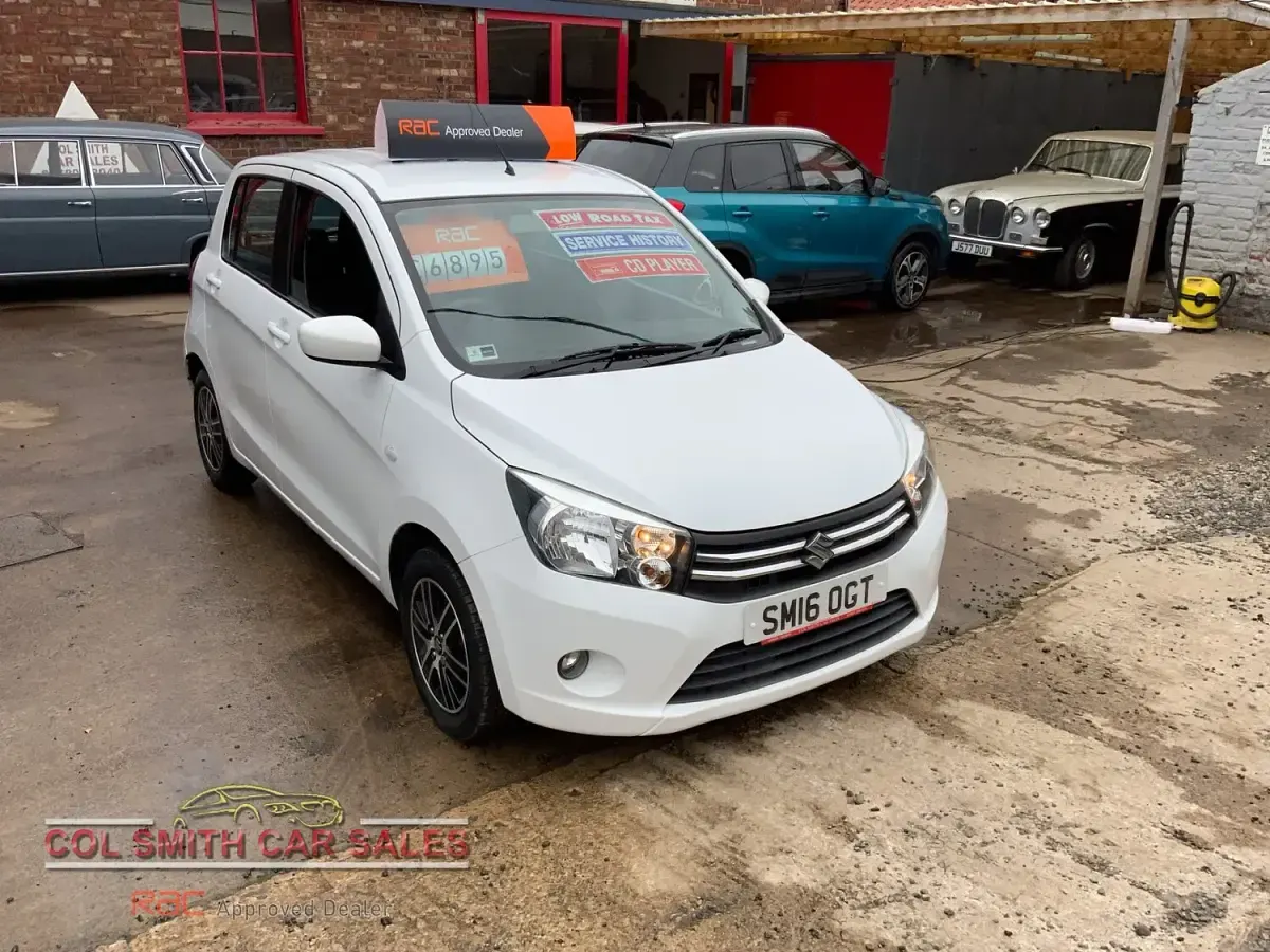 Used Suzuki Celerio SZ4 67 HP (49 kW) 2016 White Hatchback