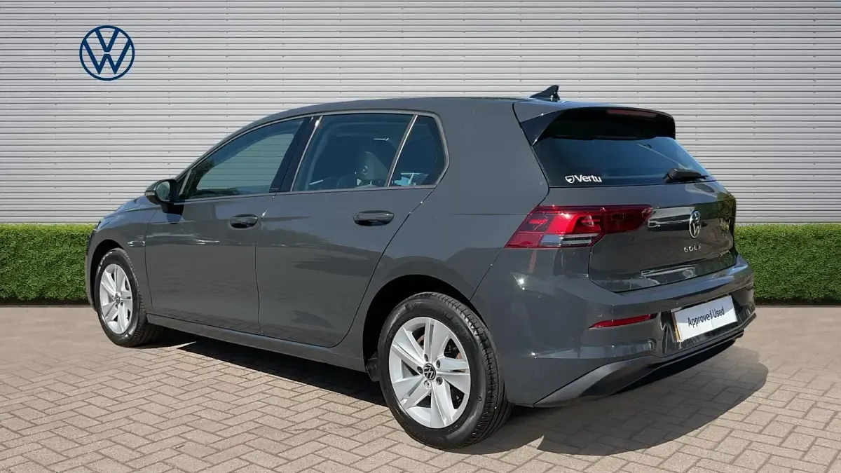 Used VW Golf VIII Life 130 HP (95 kW) 2020 Grey Hatchback