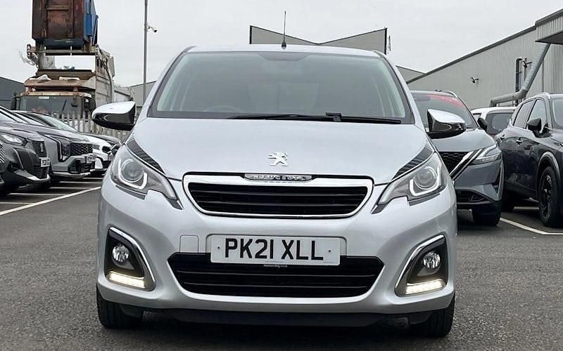 Used Peugeot 108 Collection 72 HP (52 kW) 2021 Silver Hatchback