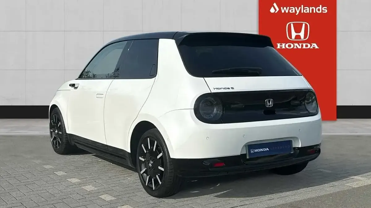 Used Honda e Advance 113 kW (154 HP) 2021 White Hatchback