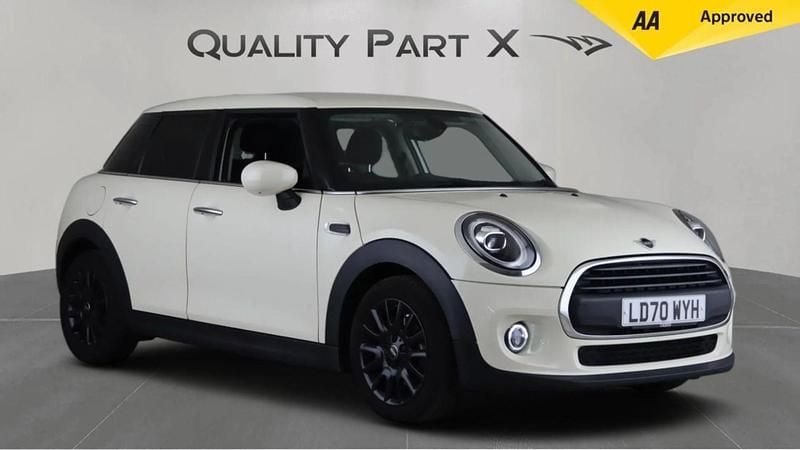 White Used 2020 Mini ONE Comfort Hatchback | £12,290 (Fair price) - Image 1/3