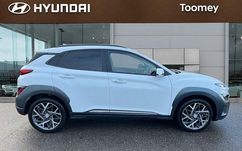 Used Hyundai Kona Premium 141 HP (103 kW) 2022 SUV