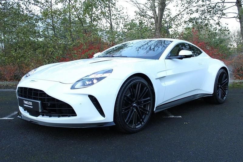 New Aston Martin Vantage 665 HP (489 kW) 2025 White Coupe