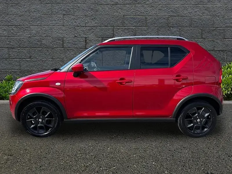 Used Suzuki Ignis SZ-T 83 HP (61 kW) 2023 Red SUV