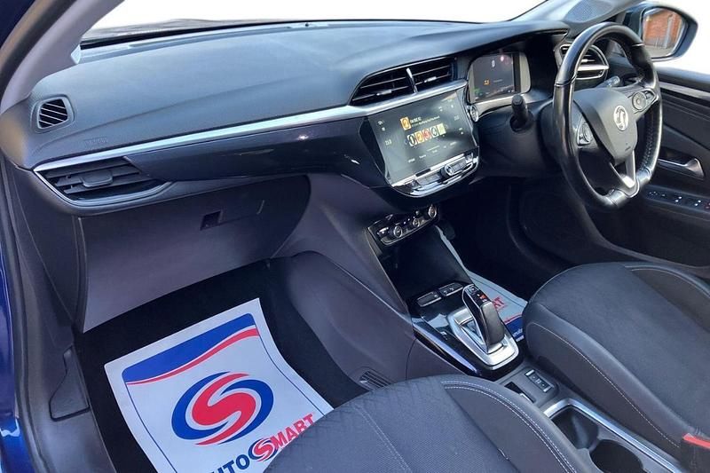 Used Vauxhall Corsa-e Elite 98 kW (134 HP) 2021 Blue Hatchback