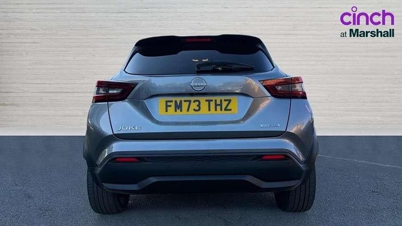 Used Nissan Juke Tekna 143 HP (105 kW) 2023 Grey SUV