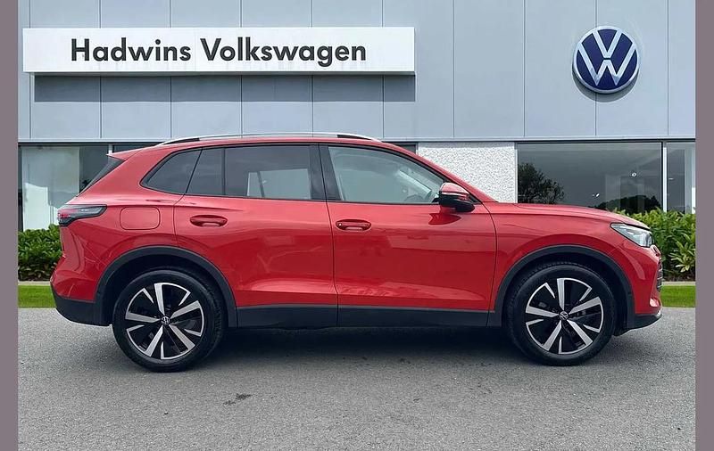 Used VW Tiguan Match 147 HP (108 kW) 2026 Red SUV