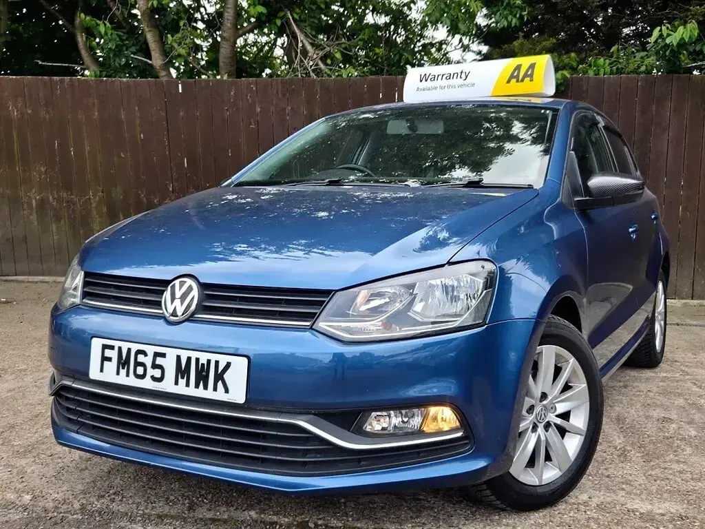 Used VW Polo SE 75 HP (55 kW) 2015 Blue Hatchback