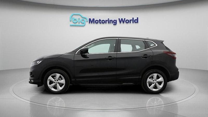 Used Nissan Qashqai Acenta Premium 160 HP (117 kW) 2021 Black SUV
