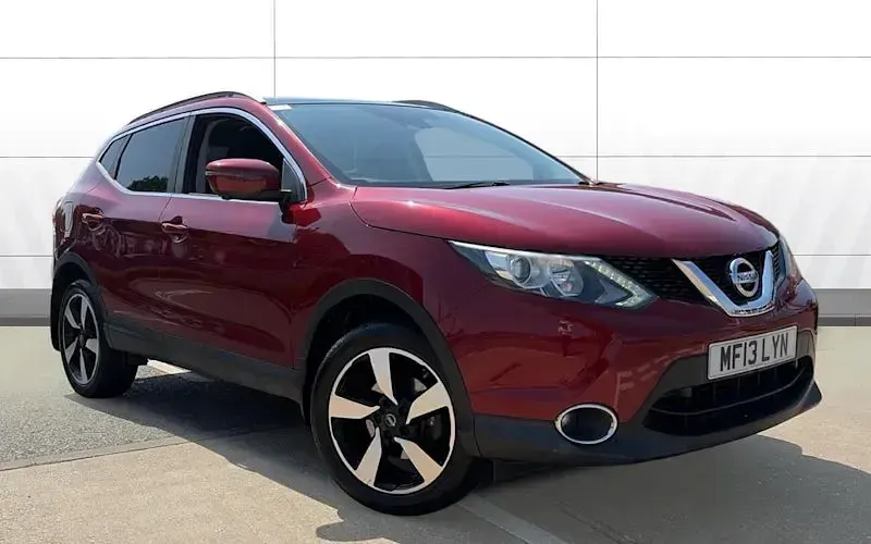 Used Nissan Qashqai N-Connecta 110 HP (80 kW) 2016 SUV