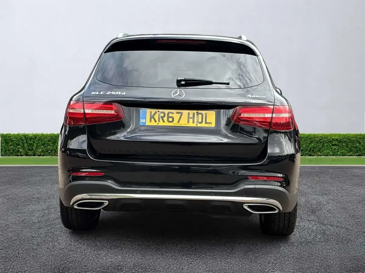 Usado Mercedes GLC250 AMG Line Premium 2017 Preto Carrinha