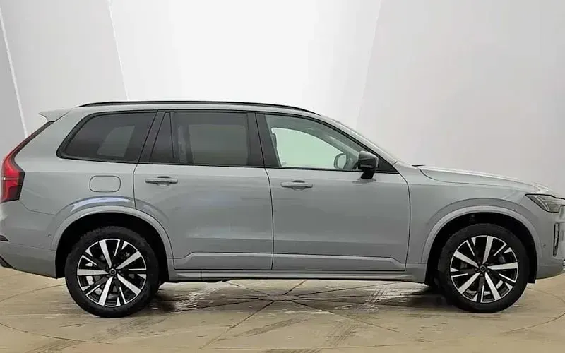 Used Volvo XC90 Plus 250 HP (183 kW) 2025 Grey SUV