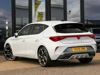 Used Seat Leon CUPRA 150 HP (110 kW) 2025 White Coupe