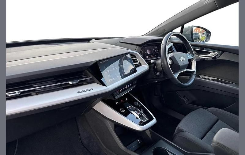 Used Audi Q4 e-tron Sport 150 kW (204 HP) 2023 Grey SUV