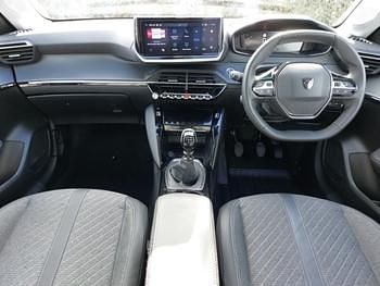 Used Peugeot 208 Allure 101 HP (74 kW) 2024 Grey Hatchback