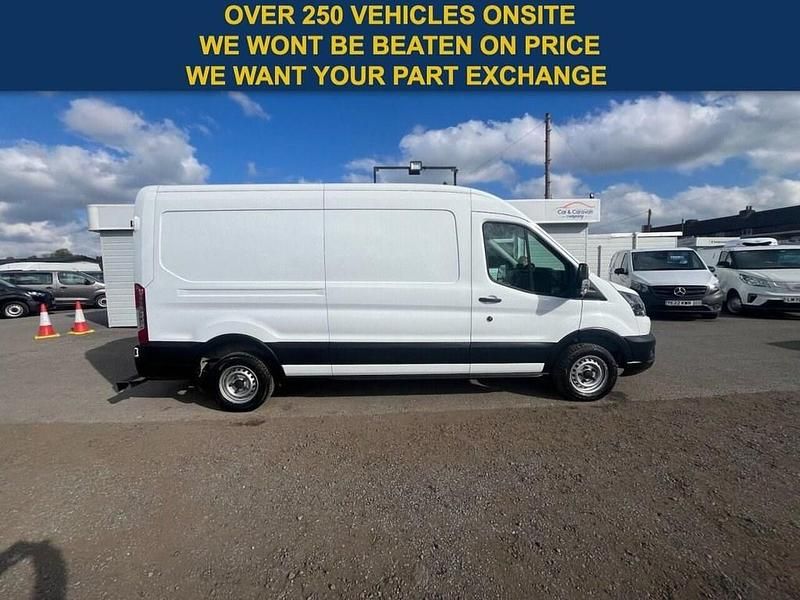 Usado Ford Transit S 105 HP (77 kW) 2021 Branco Van