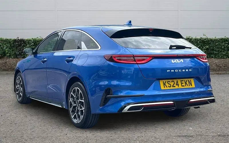 Used Kia ProCeed GT-Line 160 HP (117 kW) 2023 Blue Estate