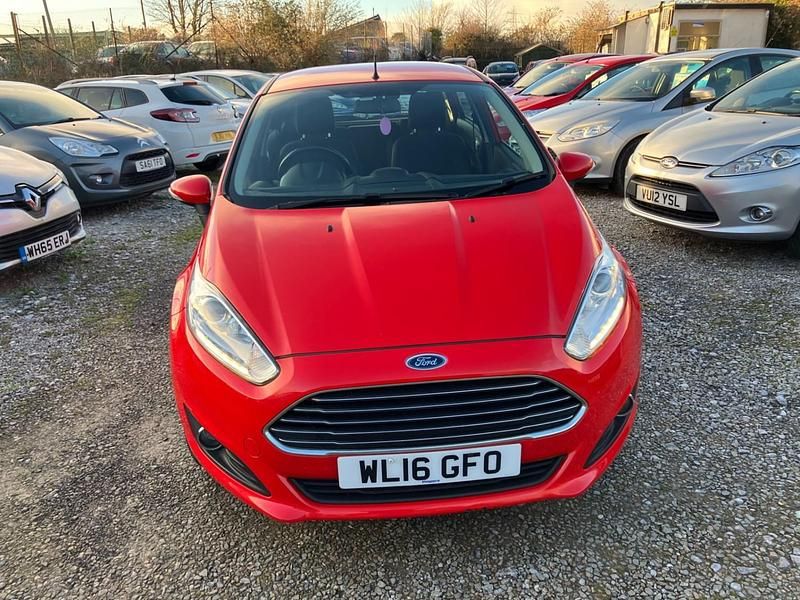 Used Ford Fiesta Zetec 2016 Red Hatchback