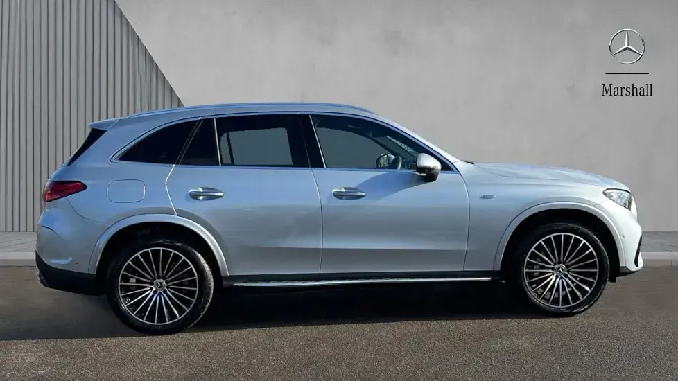Used Mercedes GLC300e AMG line 313 HP (230 kW) 2025 Silver SUV