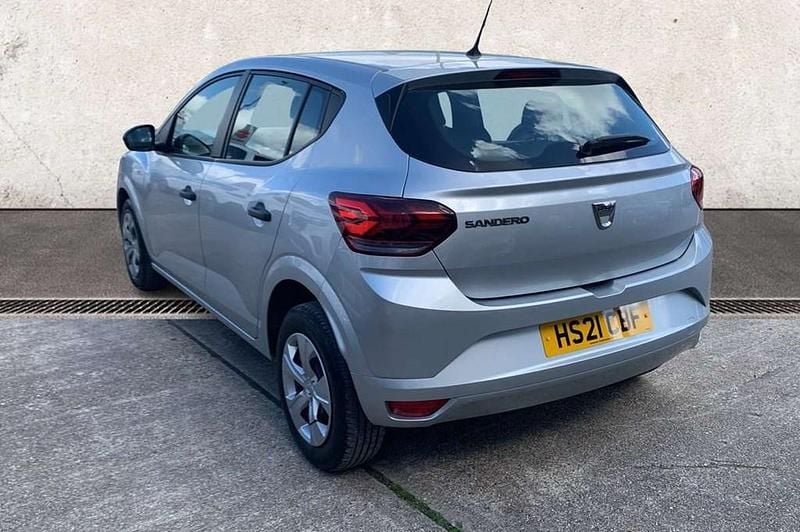 Begagnad Dacia Sandero Essentiel 65 HK (47 kW) 2021 Grå Halvkombi