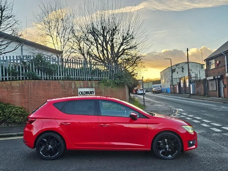 Used Seat Leon FR 2013 Red Hatchback
