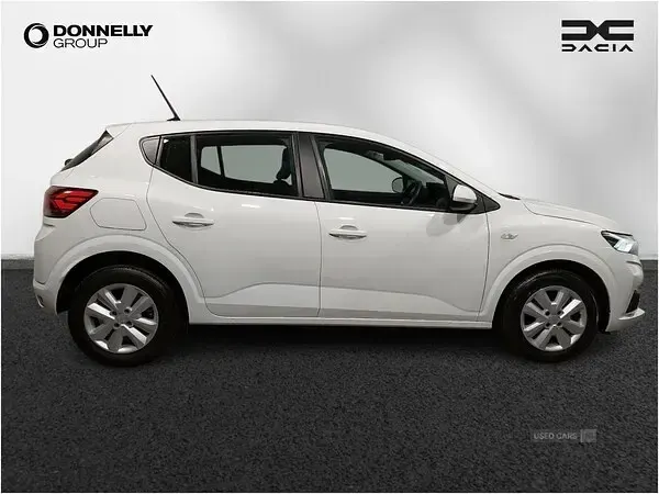 Used Dacia Sandero Expression 91 HP (66 kW) 2023 White Hatchback