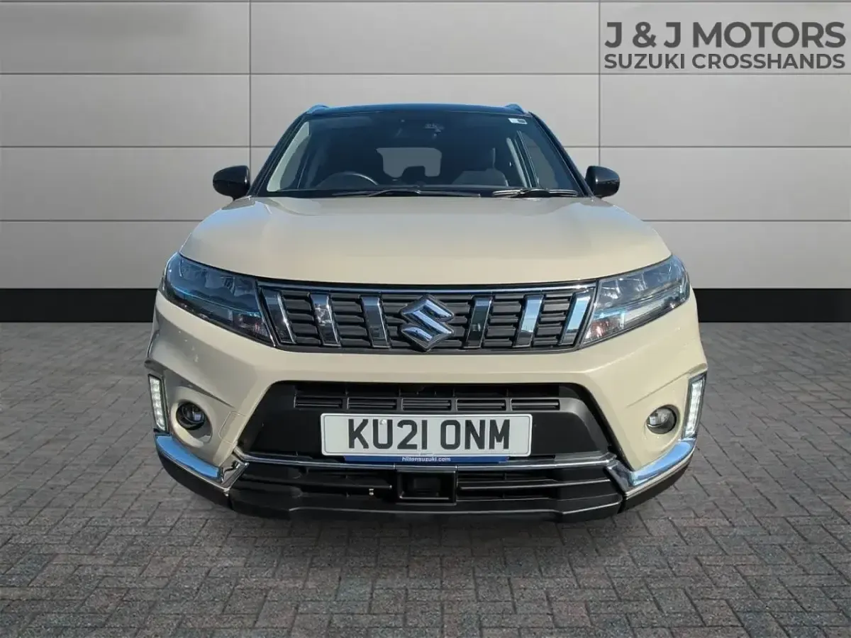 Used Suzuki Vitara SZ-T 129 HP (94 kW) 2021 Cream SUV
