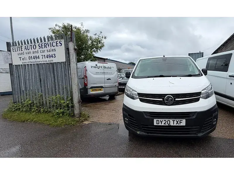 Used Vauxhall Vivaro 100 HP (73 kW) 2020 White MPV