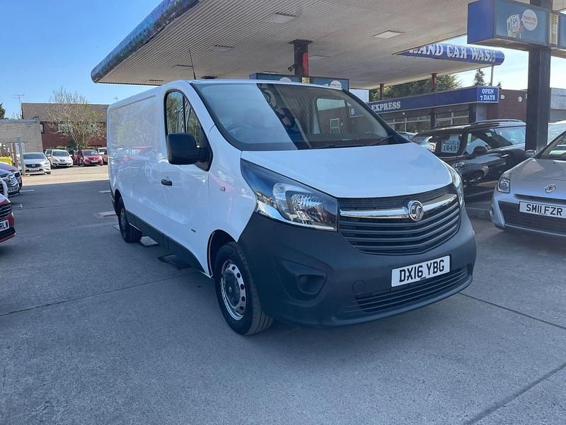 Used Vauxhall Vivaro 2016 White