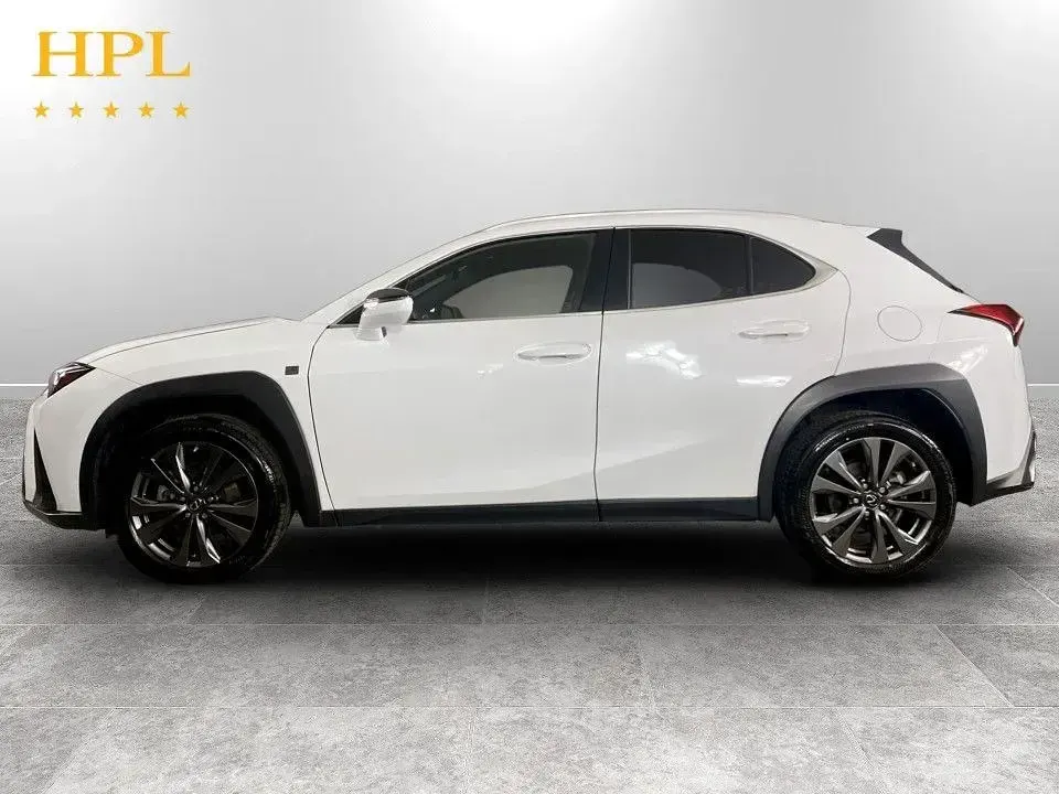 Used Lexus UX 250h Sport Design Packet 184 HP (135 kW) 2023 White SUV