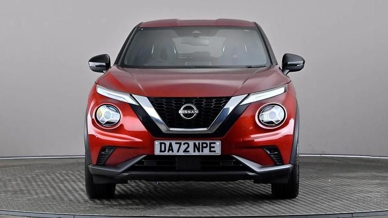 Used Nissan Juke Tekna 114 HP (83 kW) 2022 Red SUV