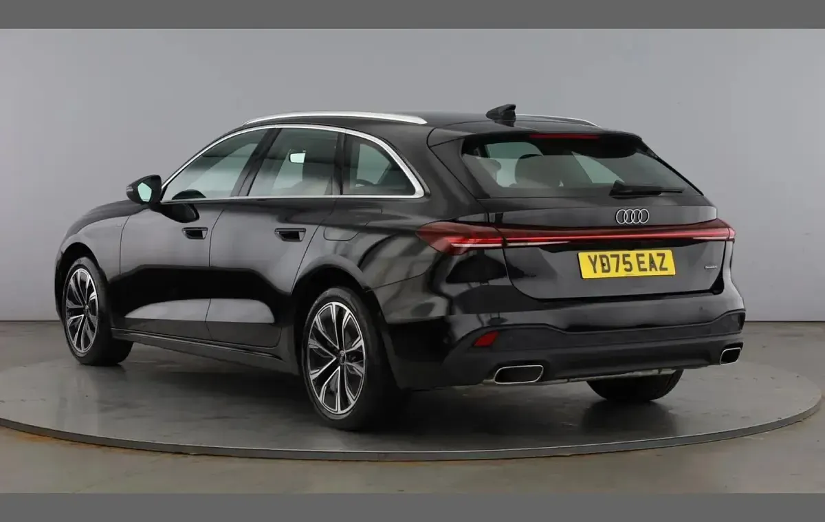 New Audi A5 Comfort 295 HP (216 kW) 2026 Black Estate