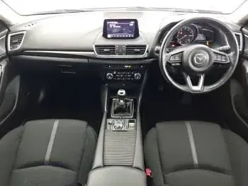 Used Mazda 3 Inclusive 120 HP (88 kW) 2018 Red Hatchback