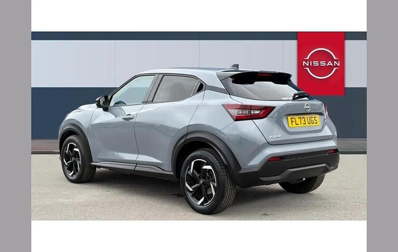 Used Nissan Juke N-Connecta 114 HP (83 kW) 2023 Grey SUV