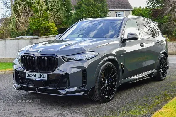 Second-hand BMW X5 M Sport 490 CP (360 kW) 2024 Gri SUV