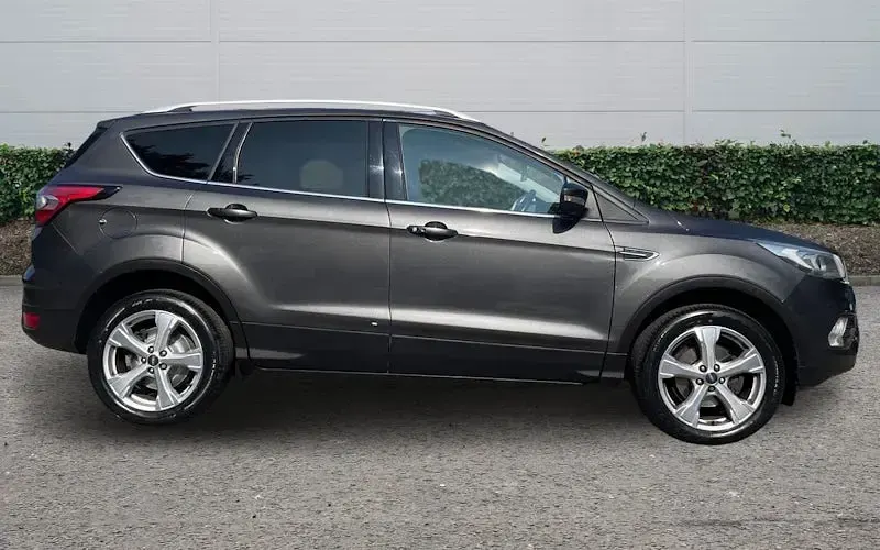 Used Ford Kuga Titanium 150 HP (110 kW) 2018 Grey SUV