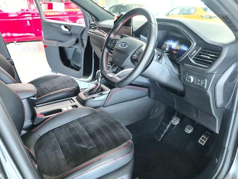 Used Ford Kuga ST-Line 150 HP (110 kW) 2022 Grey SUV