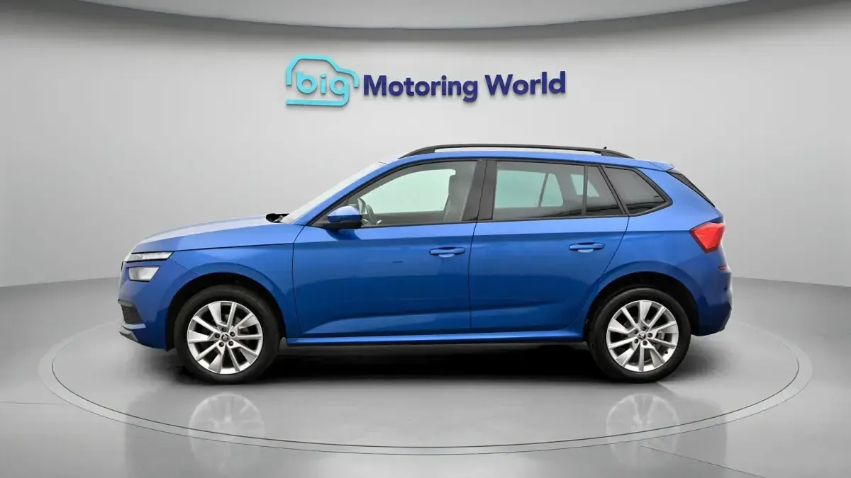 Used Skoda Kamiq SE Drive 109 HP (80 kW) 2023 Blue SUV