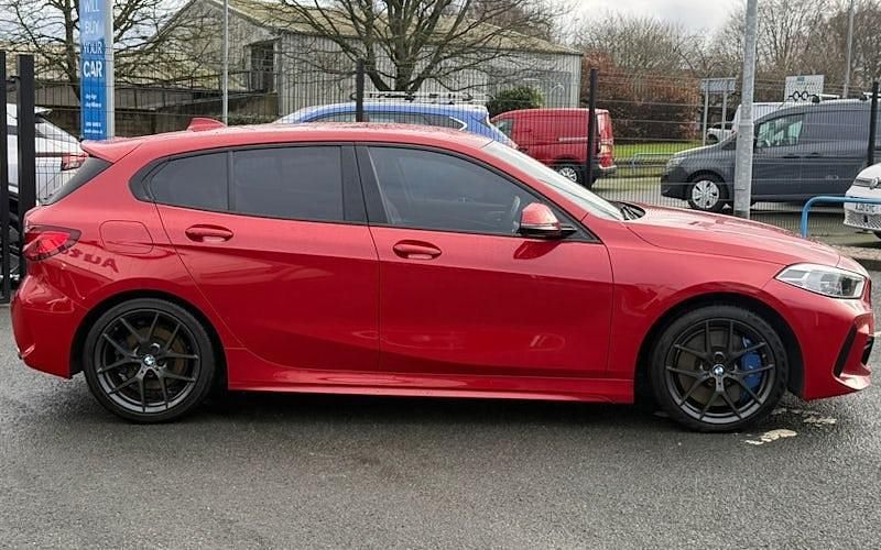 Used BMW 118 M Sport 150 HP (110 kW) 2020 Red Hatchback