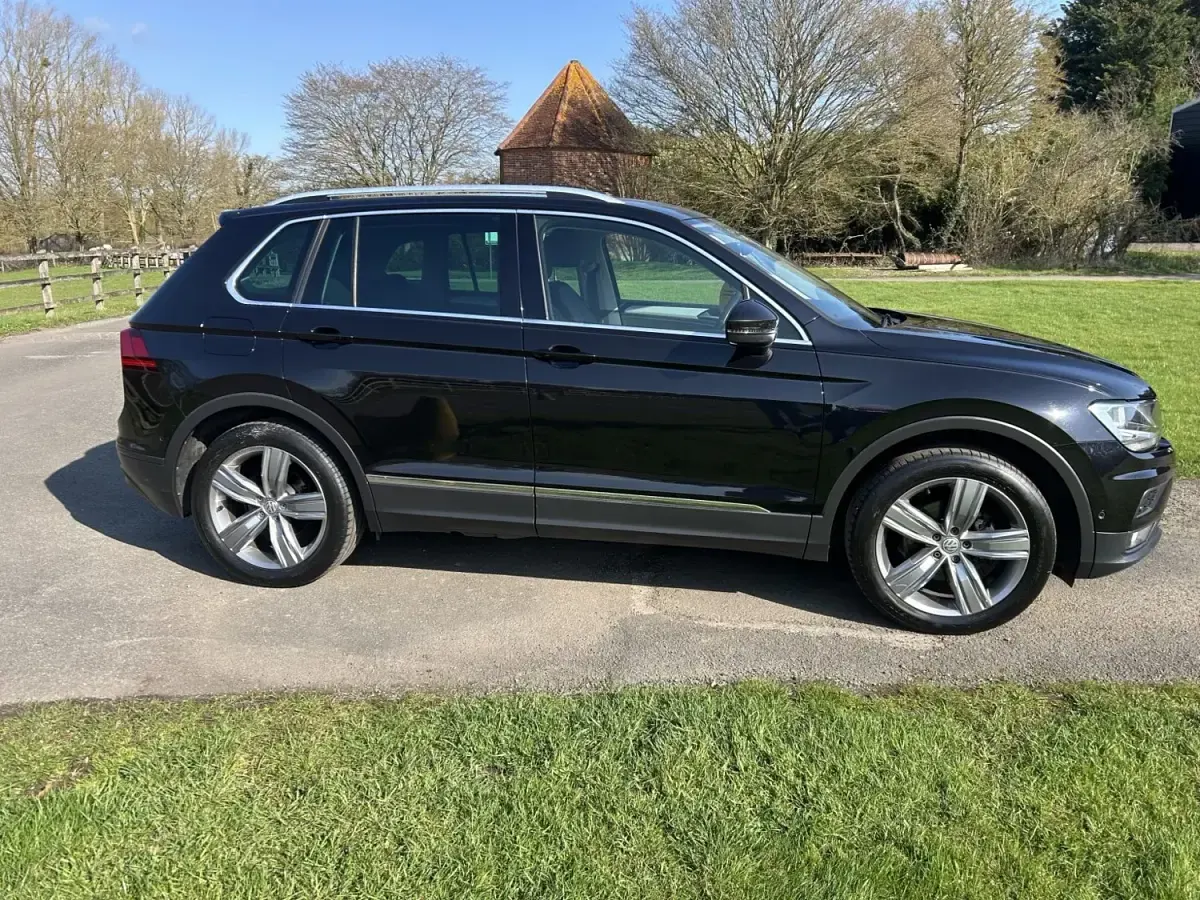 Second-hand VW Tiguan Match 150 CP (110 kW) 2019 Negru SUV