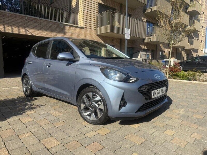 Blue Used 2024 Hyundai i10 Advanced Hatchback | £8,795 - Image 1/4