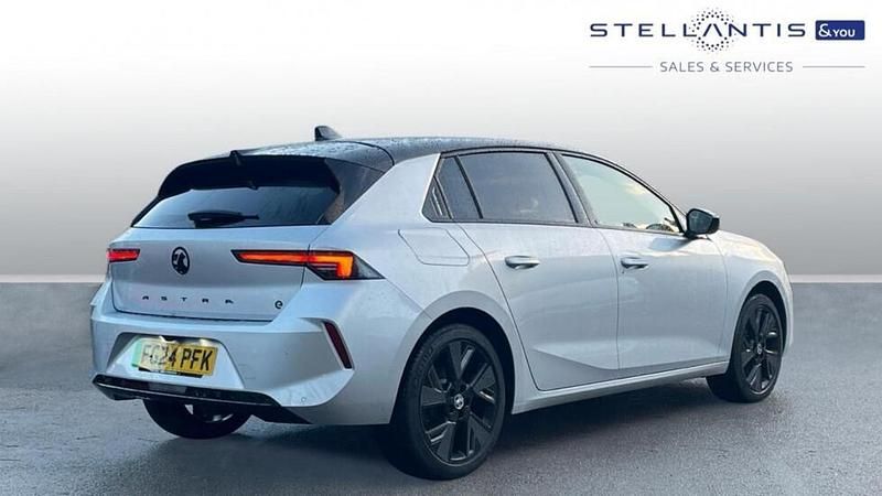 Used Vauxhall Astra 113 kW (154 HP) 2024 Grey Hatchback