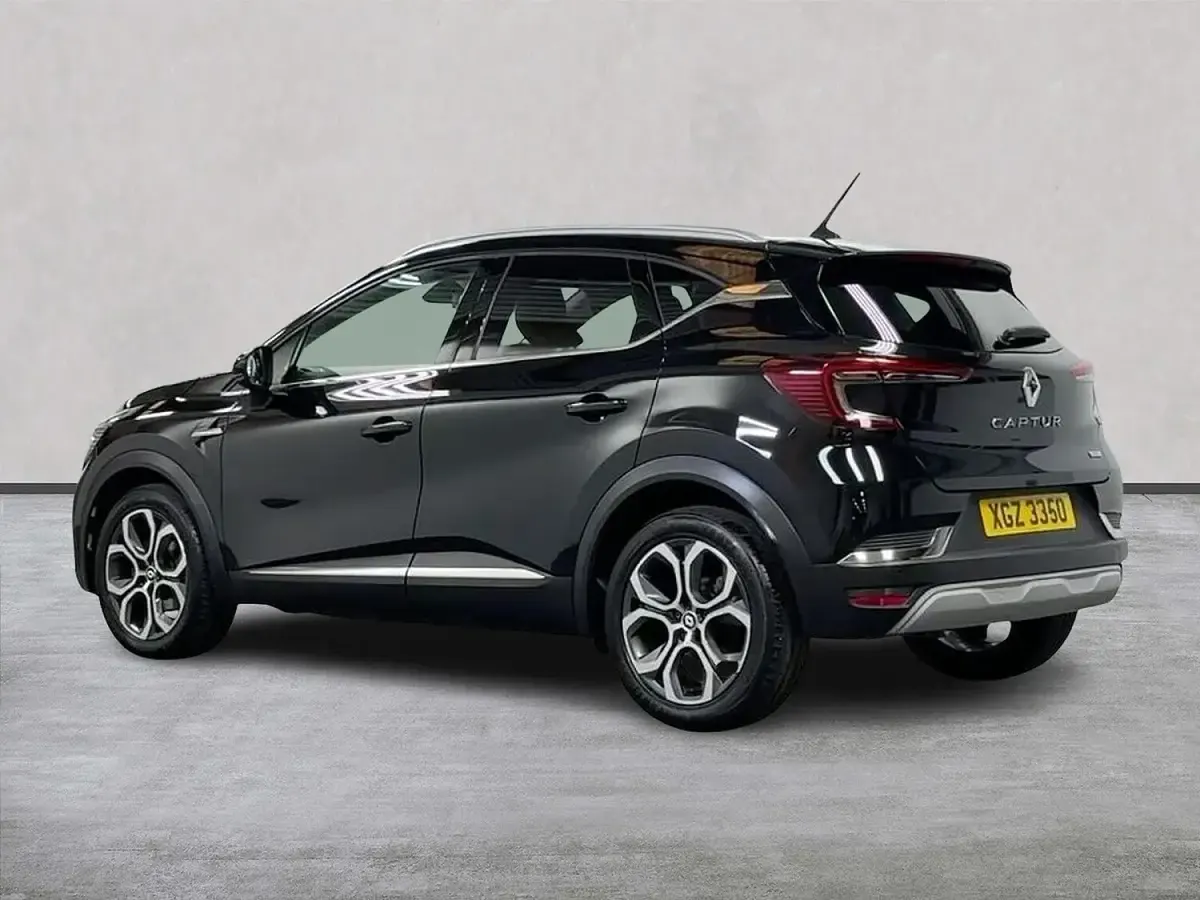 Used Renault Captur SE 145 HP (106 kW) 2022 Black SUV