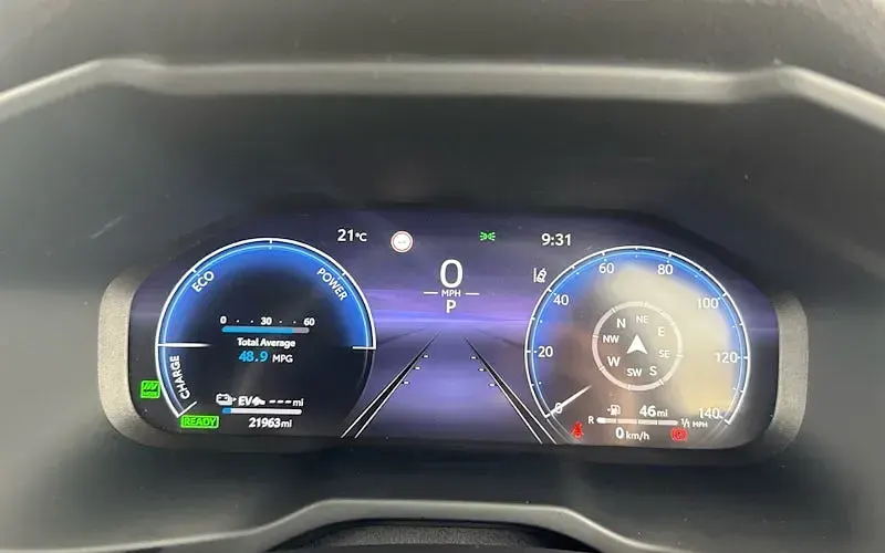 Used Toyota RAV4 Hybrid Design 306 HP (225 kW) 2023 Black SUV
